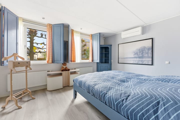 Photo 14 of Karper 4