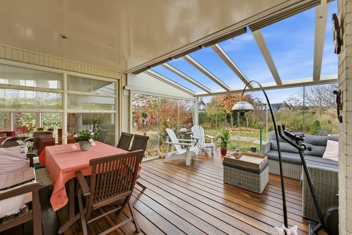 Photo 49 of Karper 4