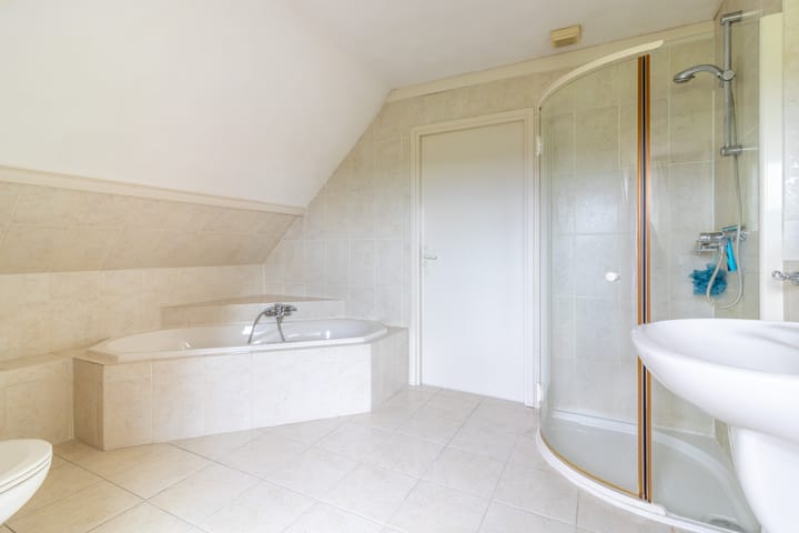 Photo 11 of Schutterhoeflaan 18