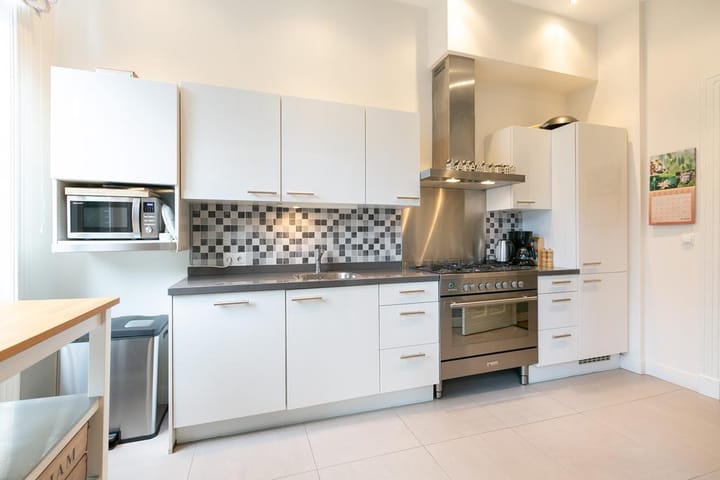 Photo 21 of Emmastraat 65