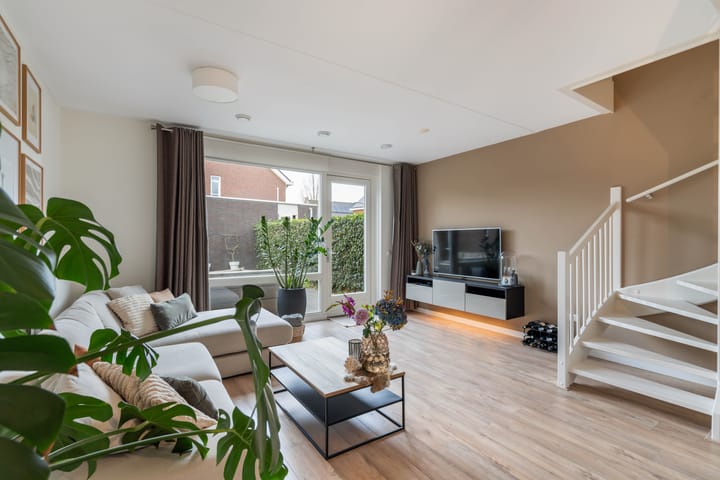 Photo 2 of Korenaar 10