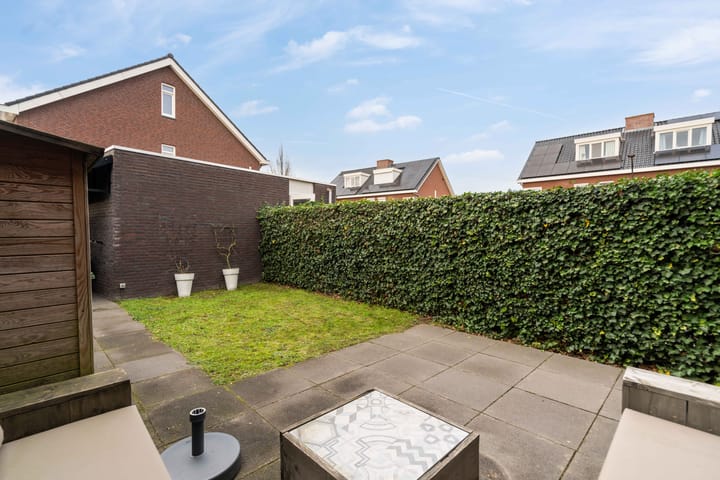 Photo 33 of Korenaar 10