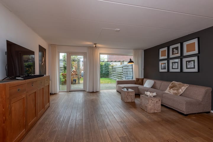 Foto 3 van Klaproos 28