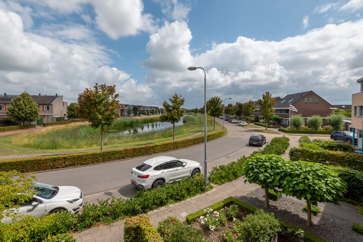 Foto 12 van Klaproos 28