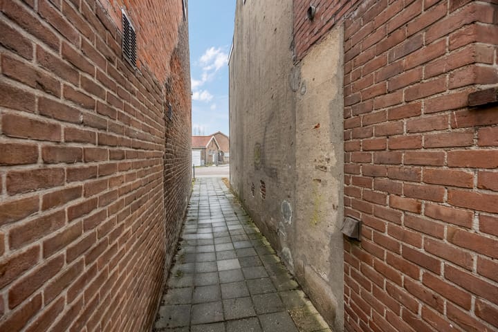 Photo 41 of Hogeweidseweg 88