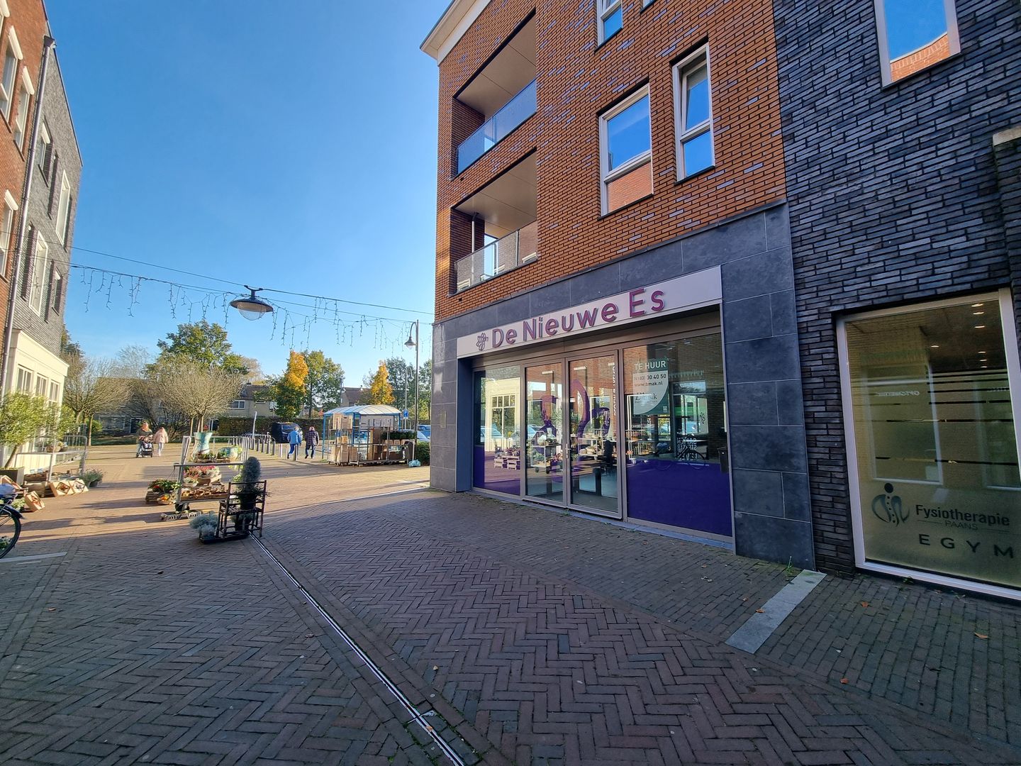 View photo 2 of Nieuwe Es 87