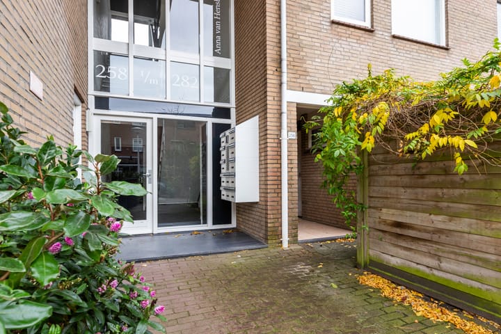 Foto 6 van Anna van Hensbeeksingel 268