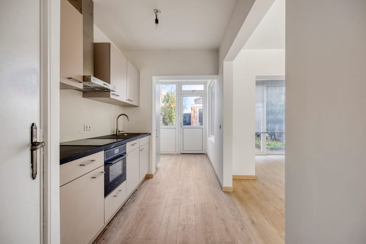 Photo 5 of Generaal Snijdersstraat 33