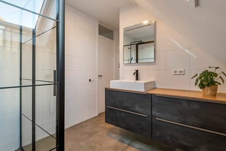 Mantet 14 secondary image