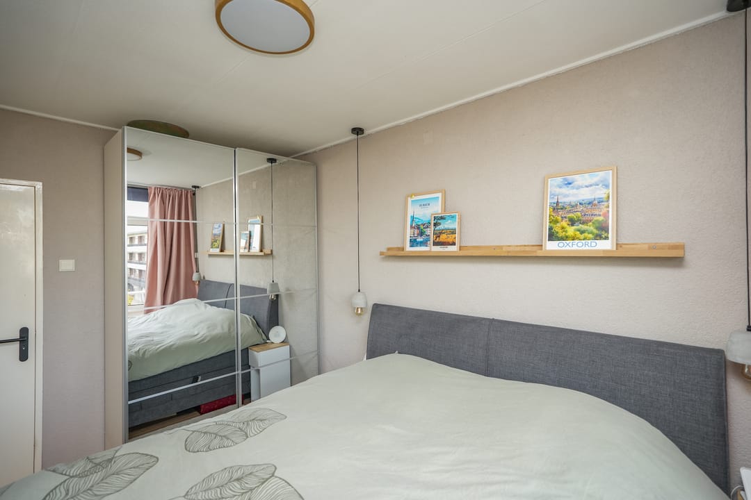 Photo 16 of Wibautstraat 23