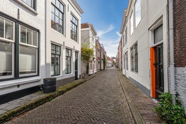 Foto 2 van Zusterstraat 64