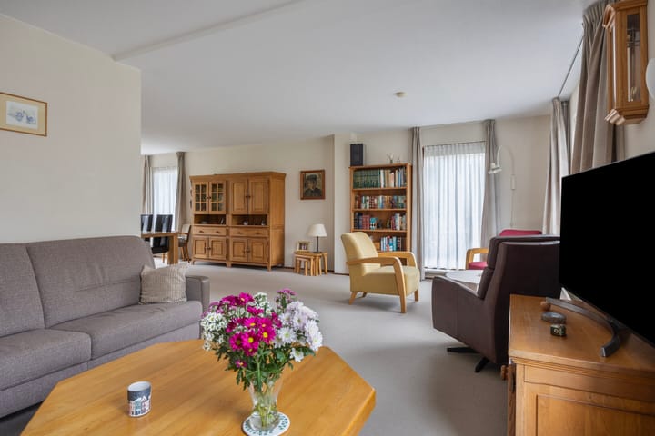 Foto 6 van Paauwenburgweg 40