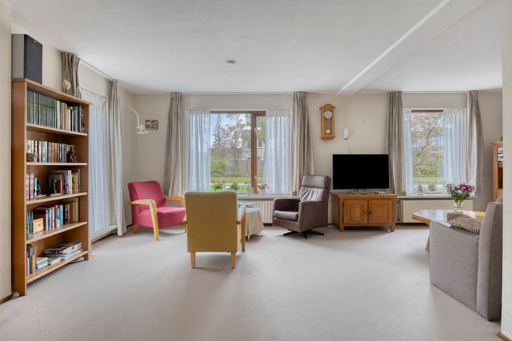 Foto 7 van Paauwenburgweg 40