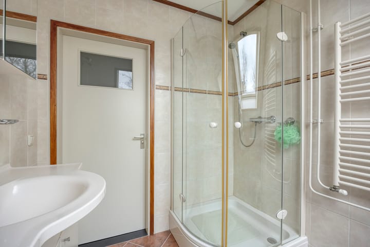 Foto 19 van Paauwenburgweg 40