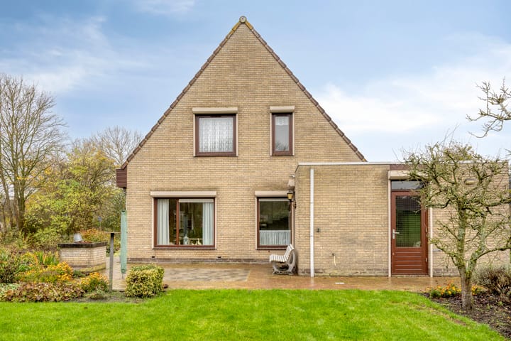 Foto 30 van Paauwenburgweg 40