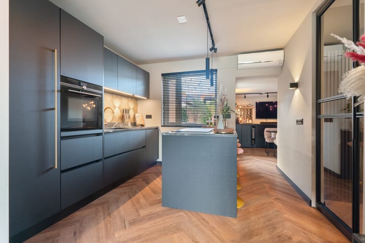 Photo 2 of Veldstraat 23