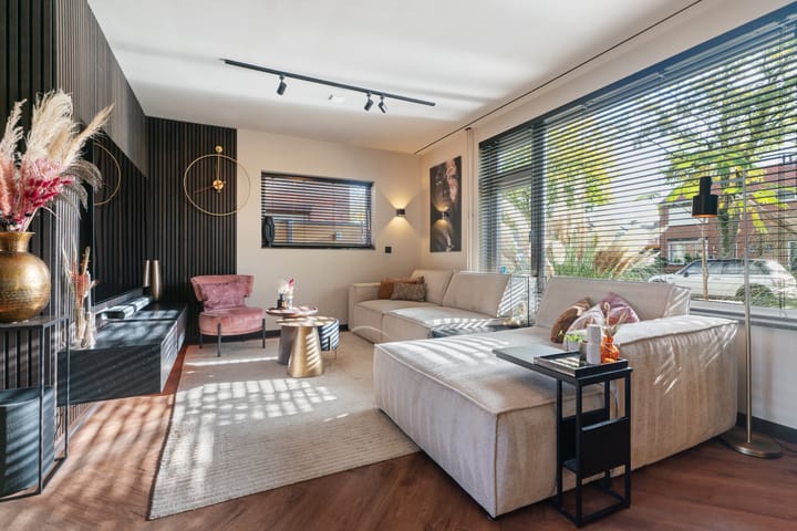 Photo 3 of Veldstraat 23