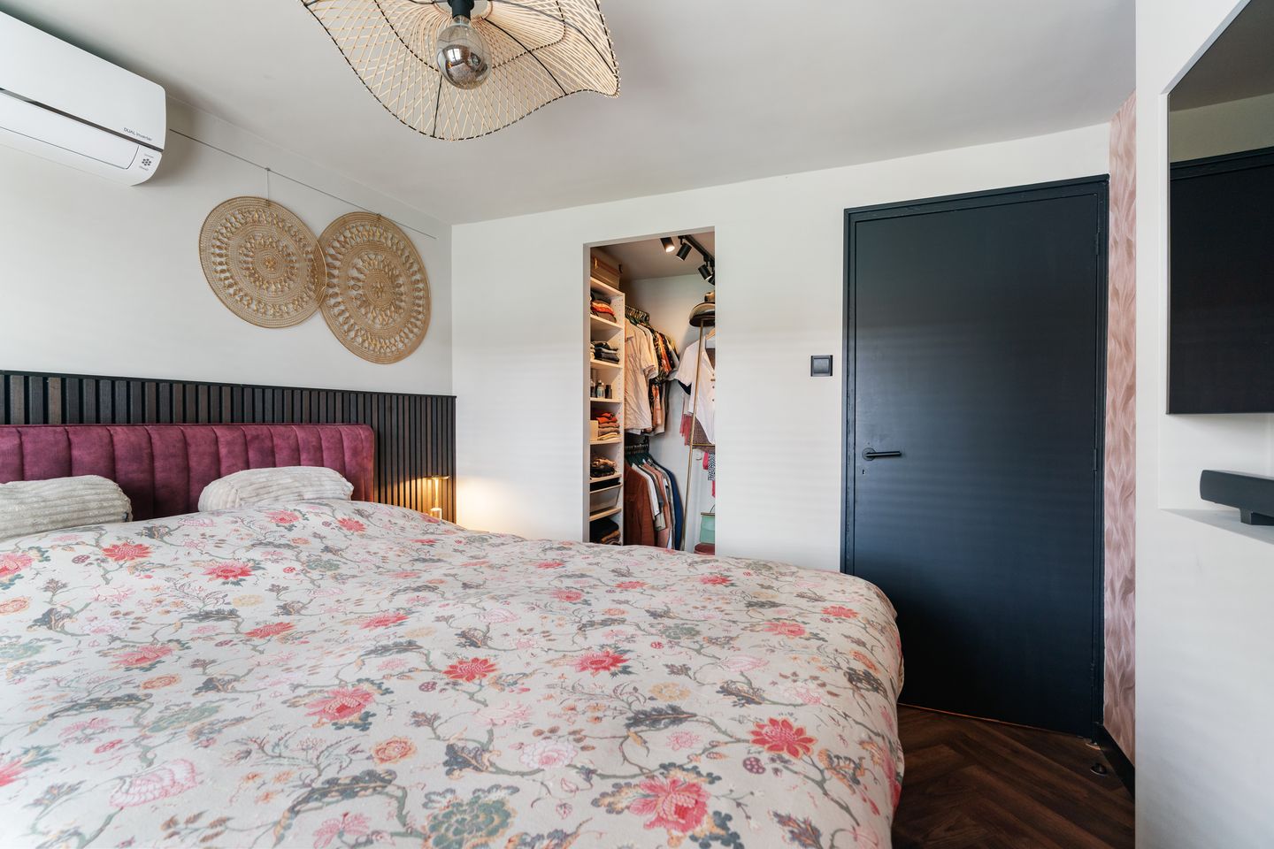 Photo 25 of Veldstraat 23