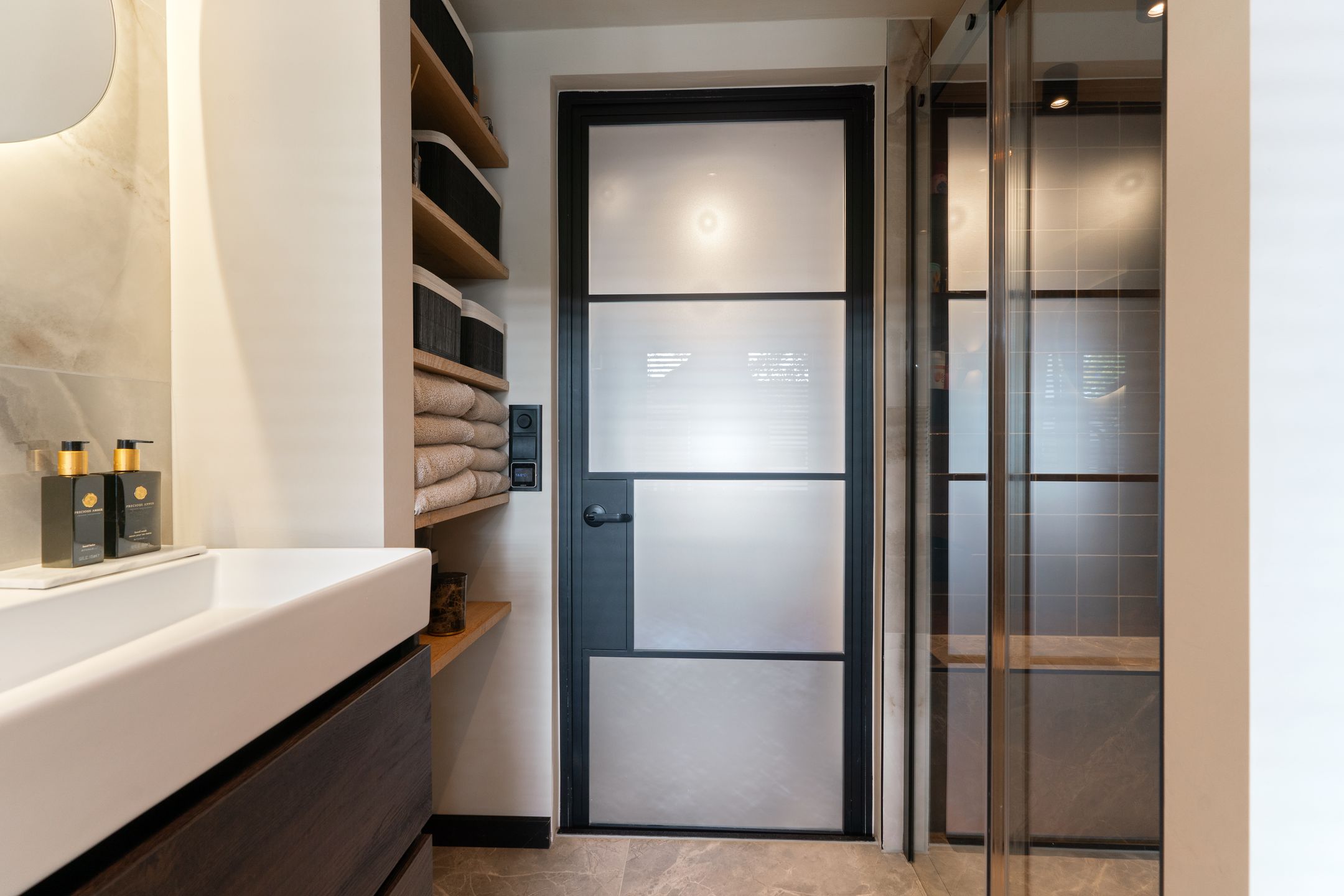 Photo 33 of Veldstraat 23