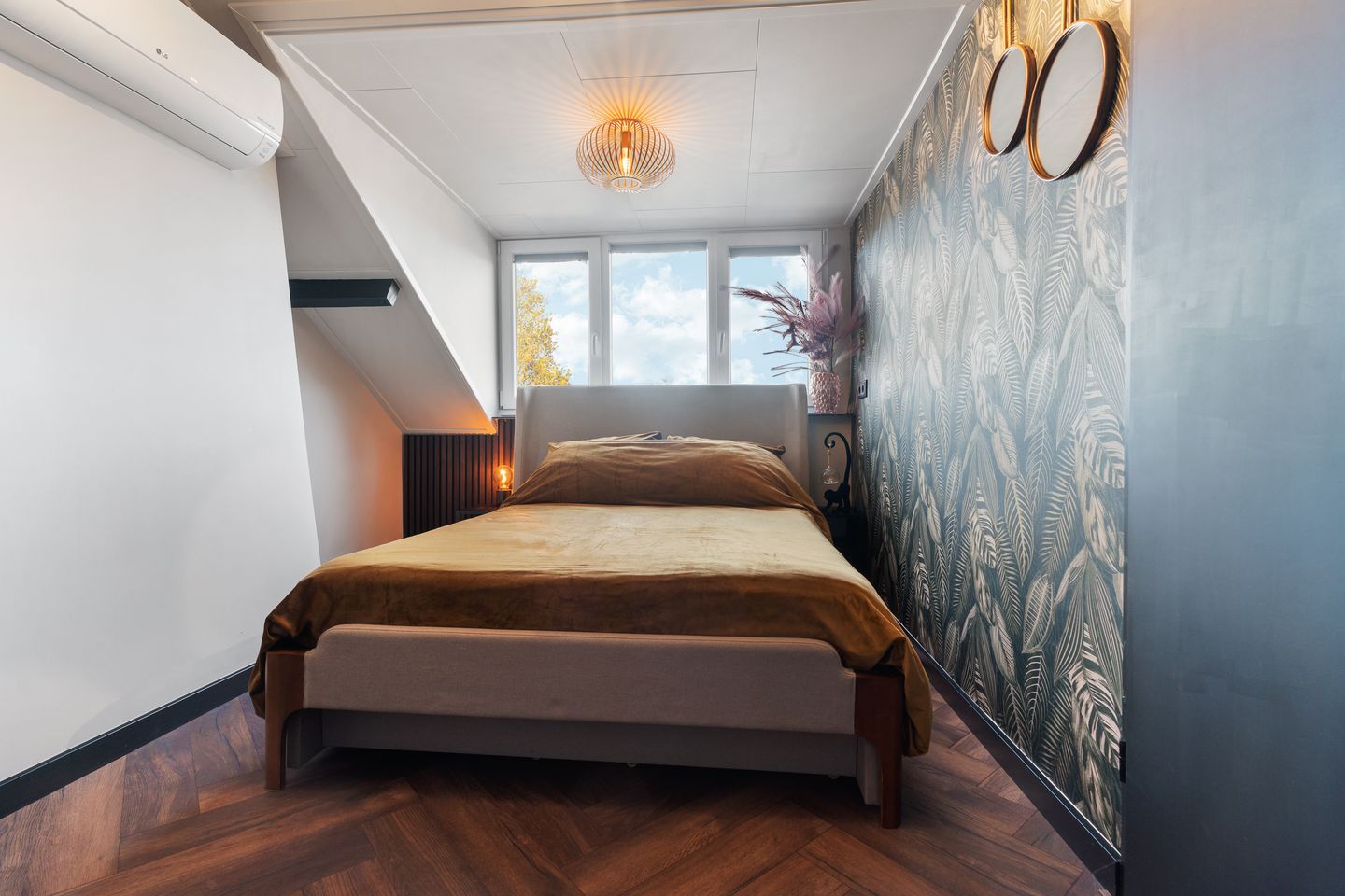 Photo 40 of Veldstraat 23