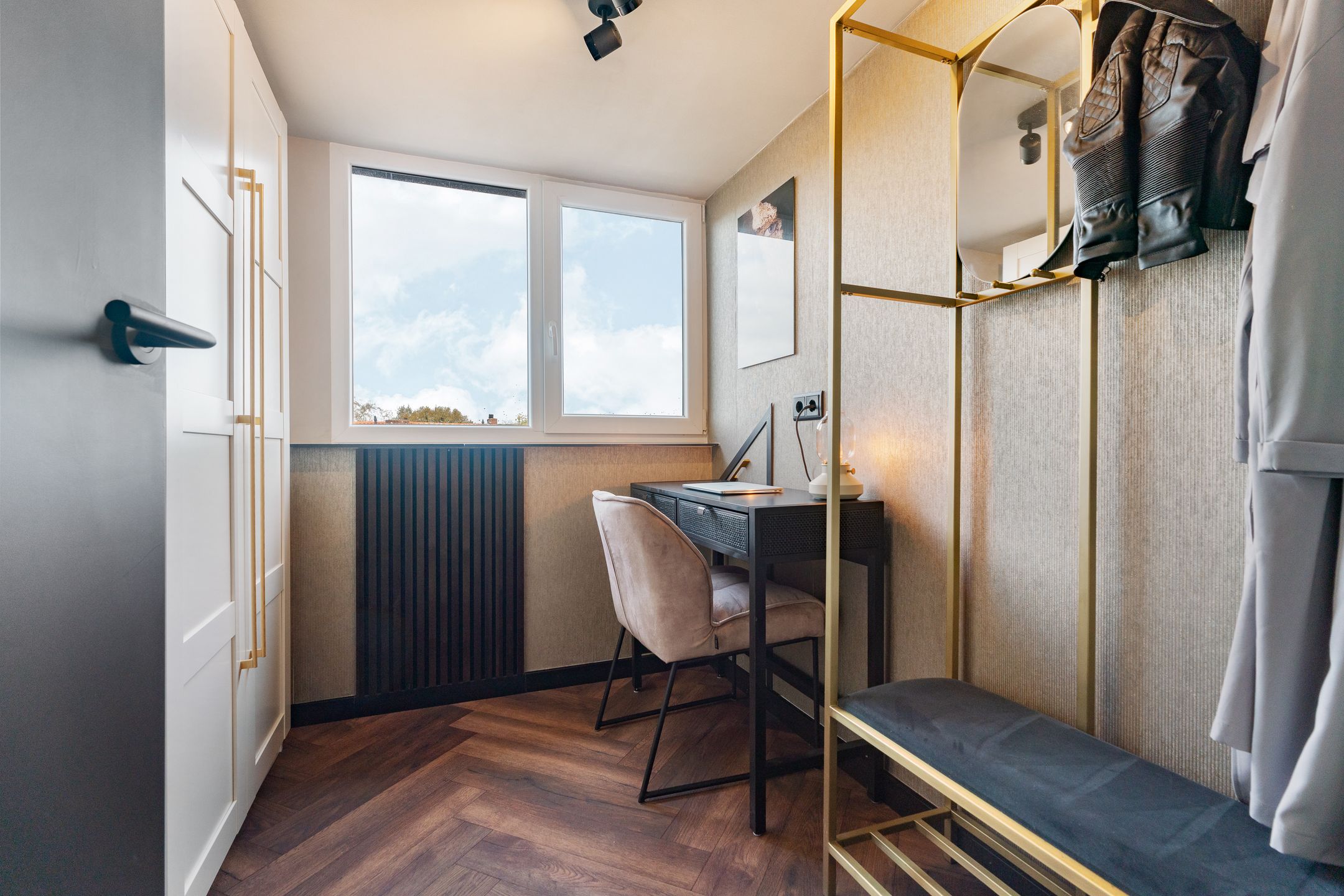 Photo 42 of Veldstraat 23