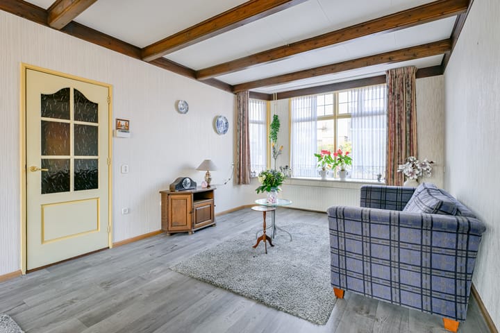 Photo 10 of Dorpsstraat 8