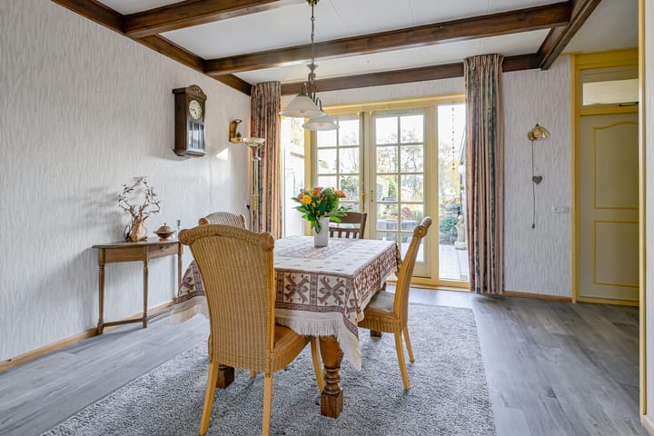 Photo 12 of Dorpsstraat 8