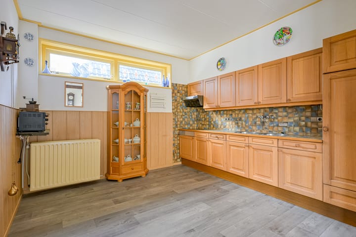 Photo 14 of Dorpsstraat 8