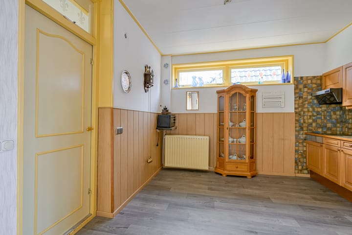 Photo 16 of Dorpsstraat 8