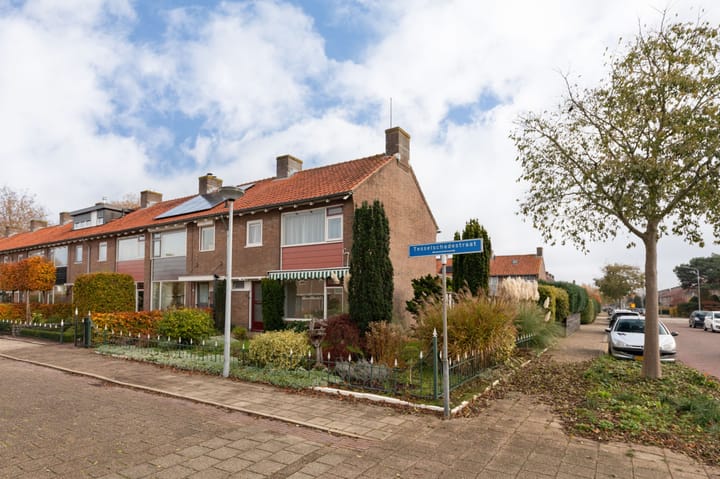 Photo 6 of Tesselschadestraat 2