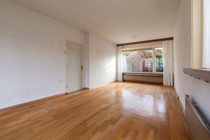 Photo 9 of Tesselschadestraat 2