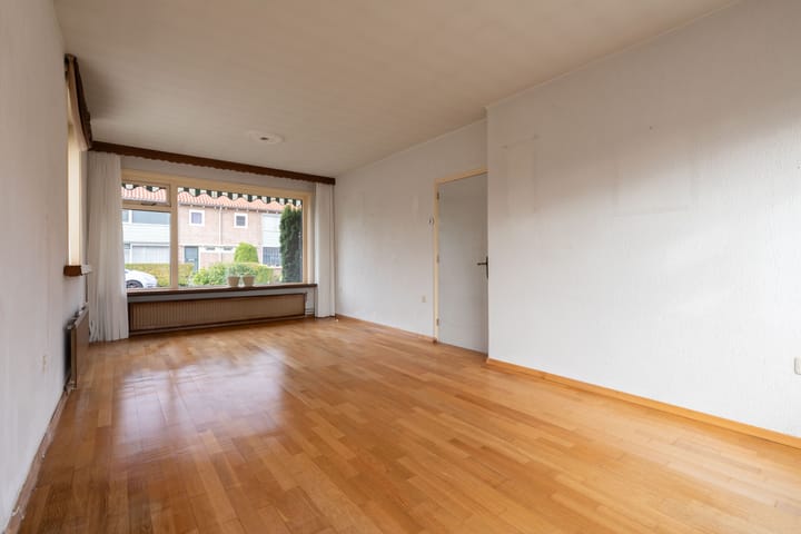 Photo 12 of Tesselschadestraat 2