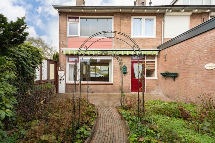 Photo 30 of Tesselschadestraat 2