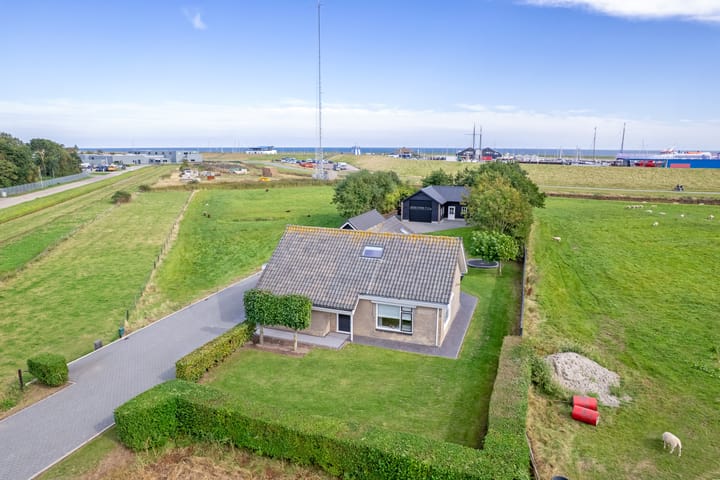 Photo 4 of Laagwaalderweg 10