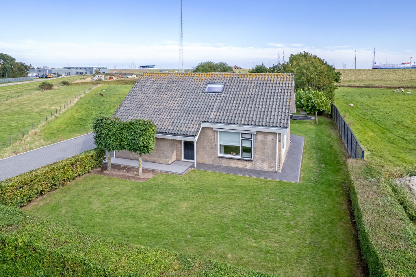 Foto 55 van Laagwaalderweg 10