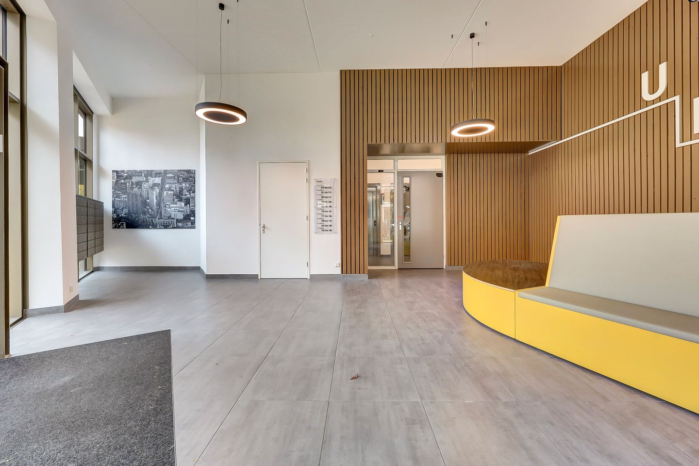 Photo 29 of Kanseliersplein 172