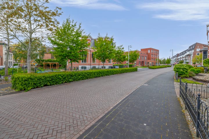 Foto 50 van Emmastraat 10