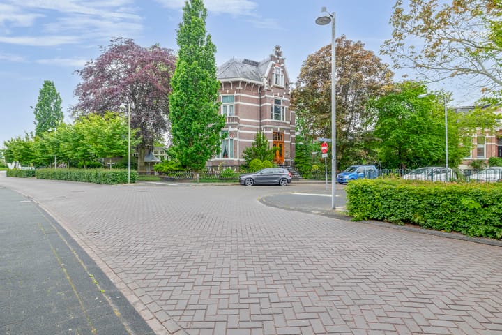 Foto 51 van Emmastraat 10