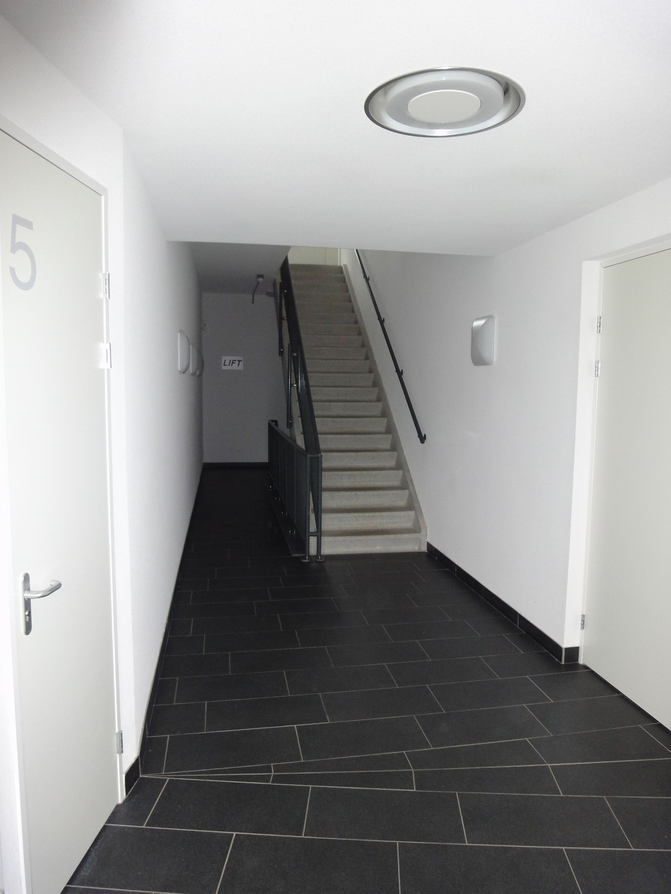 Foto 3 van Ellenaar 5-C