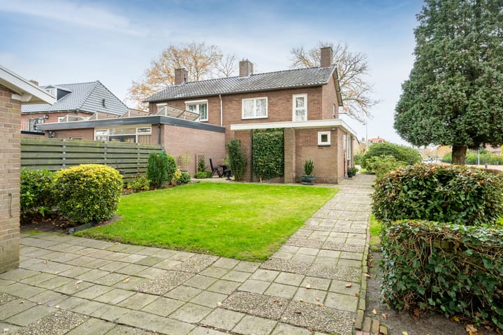 Photo 25 of Oosterstraat 30