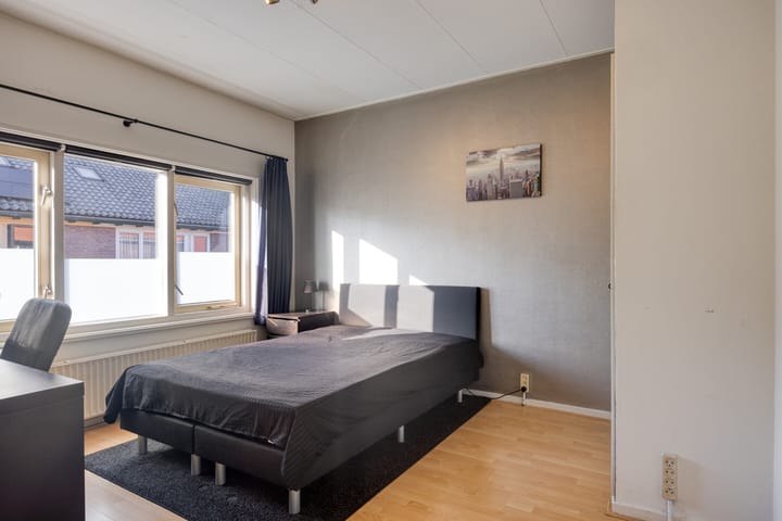 Foto 20 van Sloetstraat 41