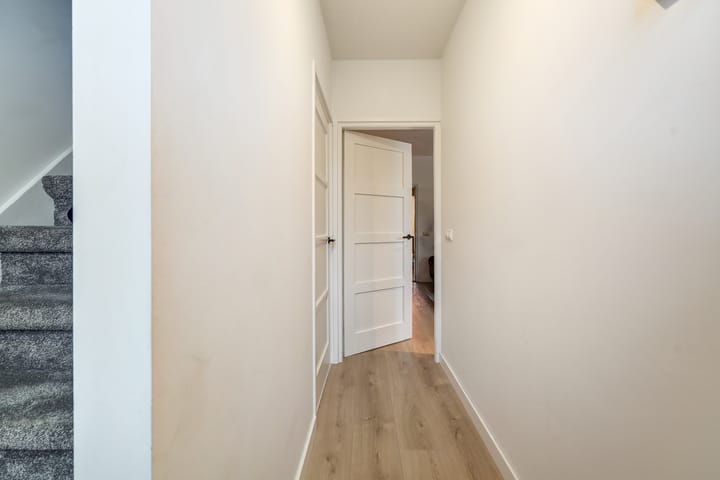 Foto 20 van Reeuwijkstraat 2