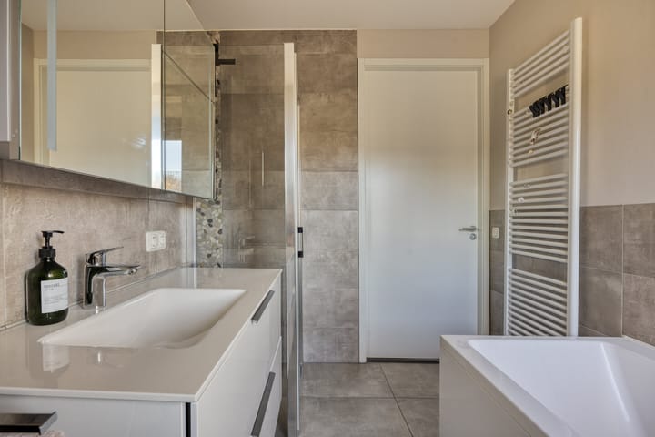 Photo 18 of Heugemerweg 117