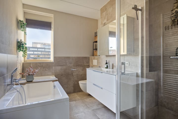 Photo 17 of Heugemerweg 117