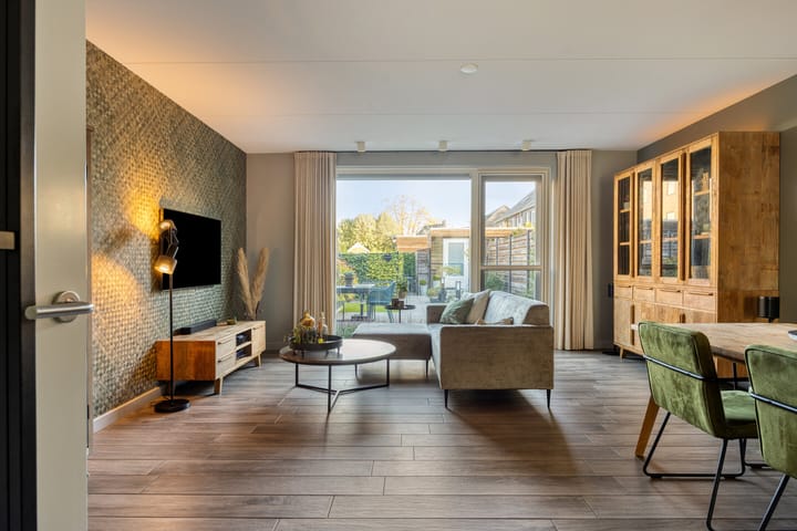 Photo 2 of Heugemerweg 117