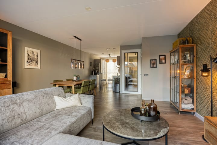 Photo 3 of Heugemerweg 117