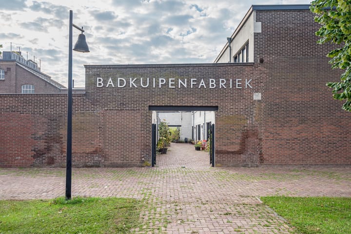 Photo 7 of Emailleplein 1