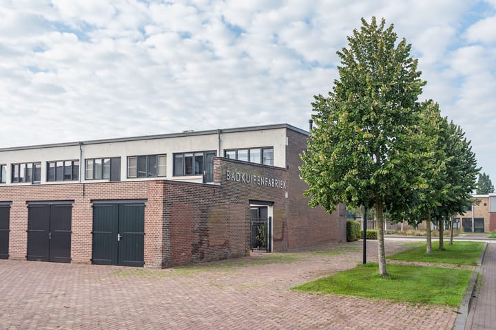 Photo 51 of Emailleplein 1