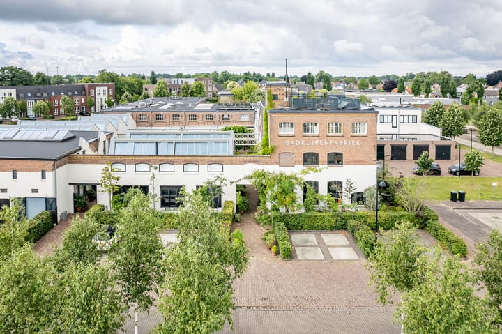 Photo 58 of Emailleplein 1