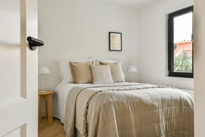 Photo 18 of Gerard Doulaan 8